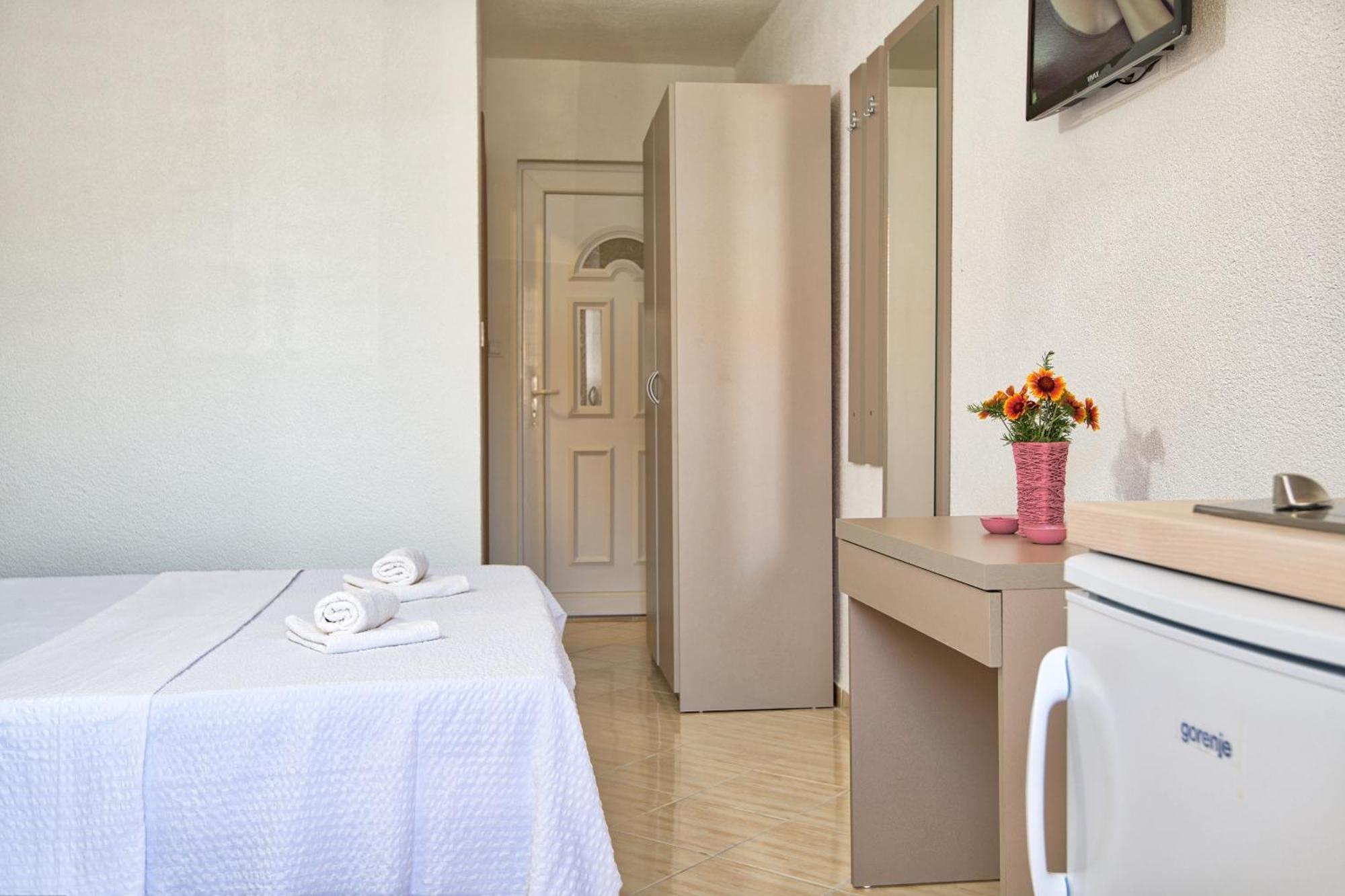 Studio & Apartments More Neum Quarto foto